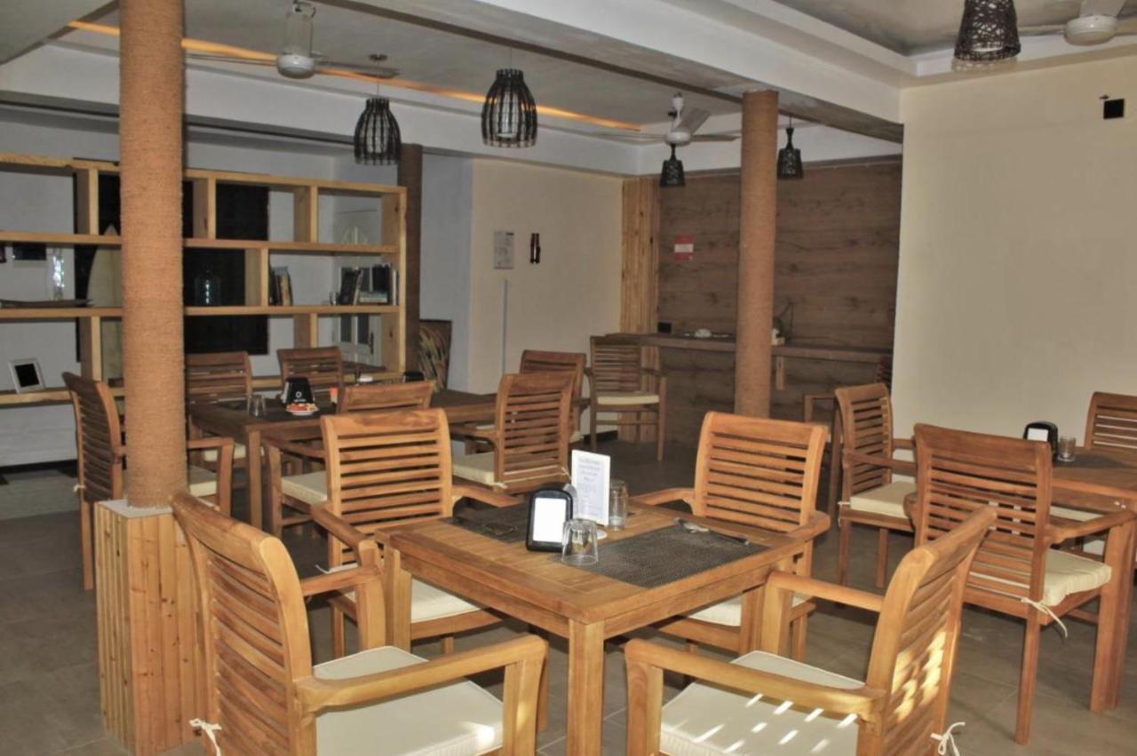 Surf Yoga Camp Hotel Тулусдоо Екстериор снимка
