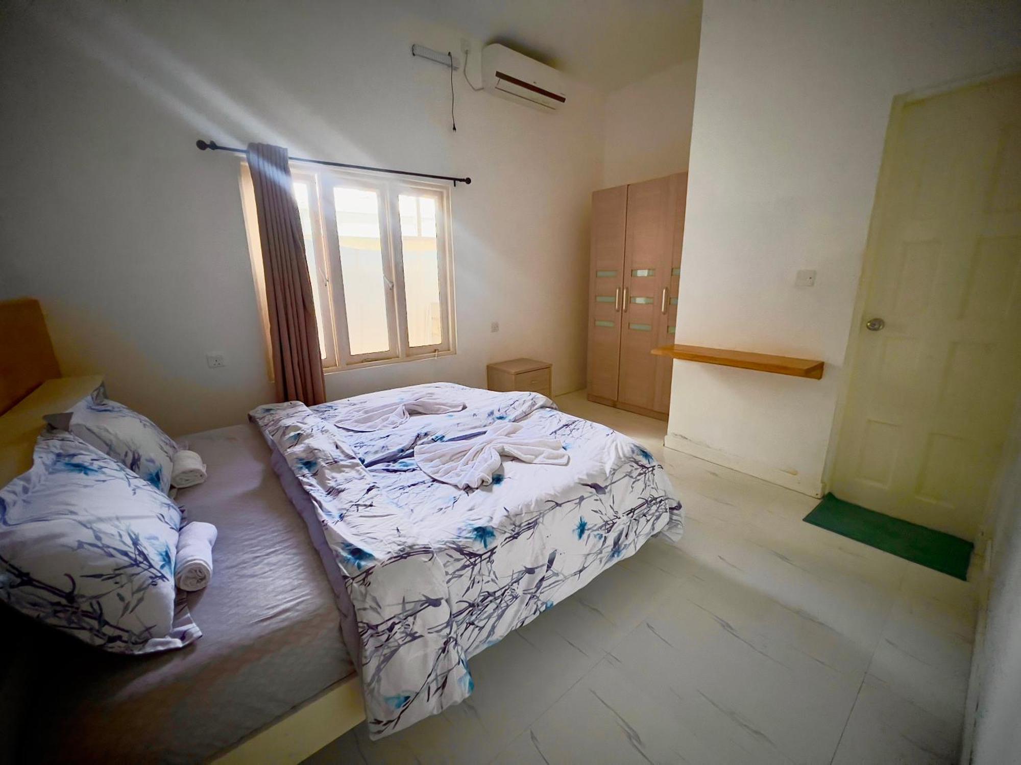 Surf Yoga Camp Hotel Тулусдоо Екстериор снимка